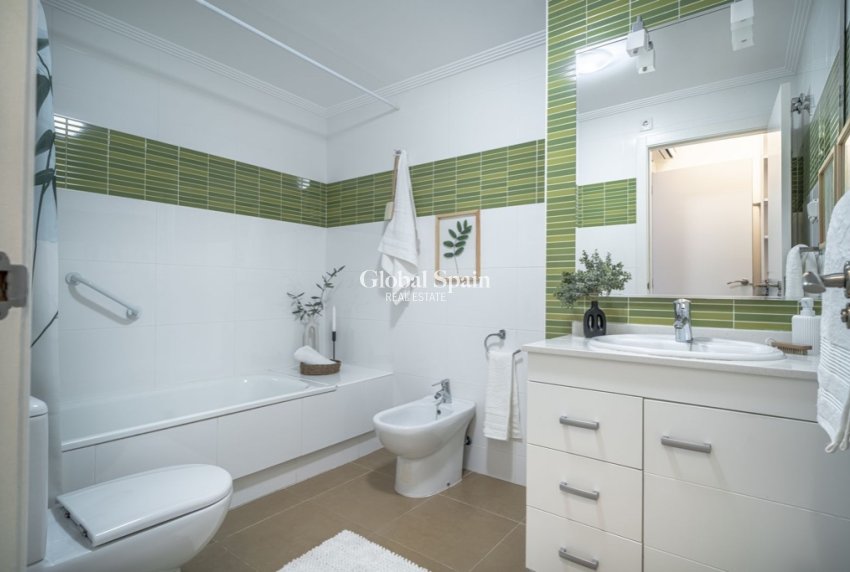 Venta - Apartamento -
PLAYA FLAMENCA - Zeniamar