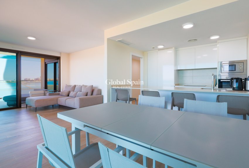 Venta - APARTAMENTO -
PLAYA HONDA - Costa Calida