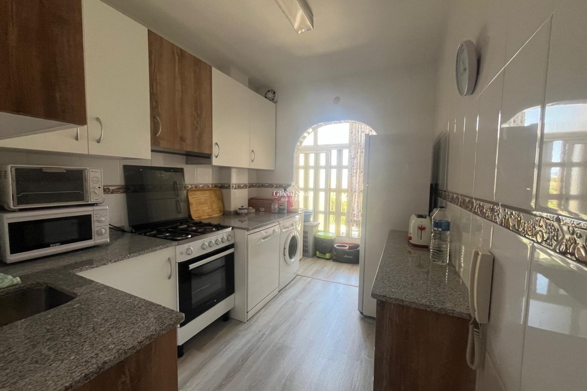 Venta - APARTAMENTO -
PUERTO DE MAZARRÓN - Centro