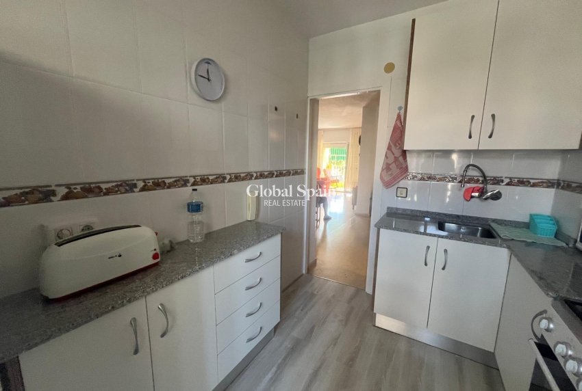 Venta - APARTAMENTO -
PUERTO DE MAZARRÓN - Centro