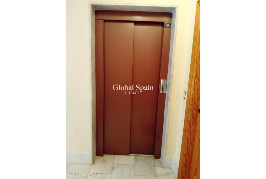 Venta - APARTAMENTO -
PUERTO DE MAZARRÓN - Paseo