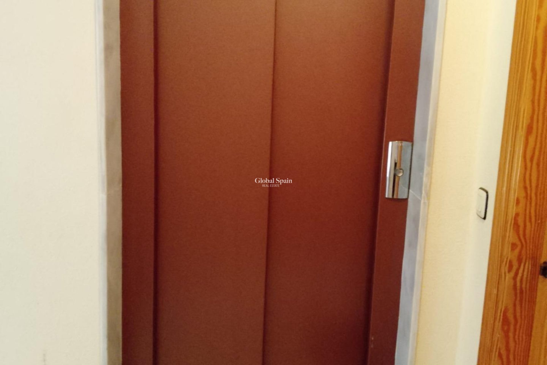 Venta - APARTAMENTO -
PUERTO DE MAZARRÓN - Paseo