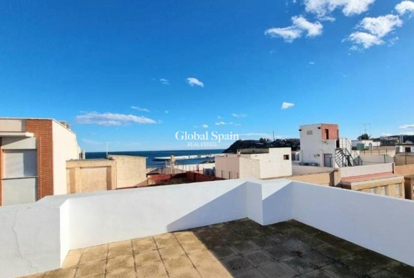 Venta - APARTAMENTO -
PUERTO DE MAZARRÓN - Paseo