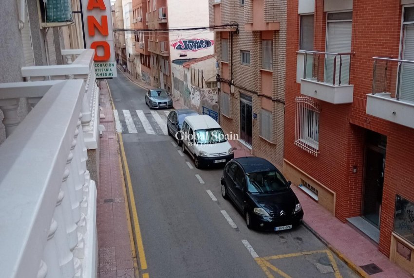 Venta - APARTAMENTO -
PUERTO DE MAZARRÓN - Paseo