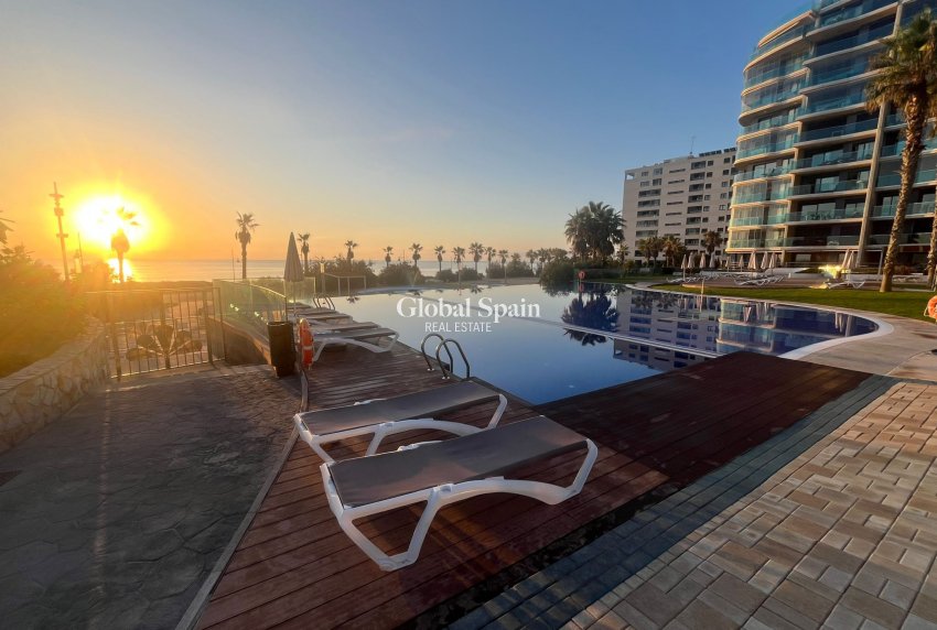 Venta - APARTAMENTO -
PUNTA PRIMA - Costa Blanca