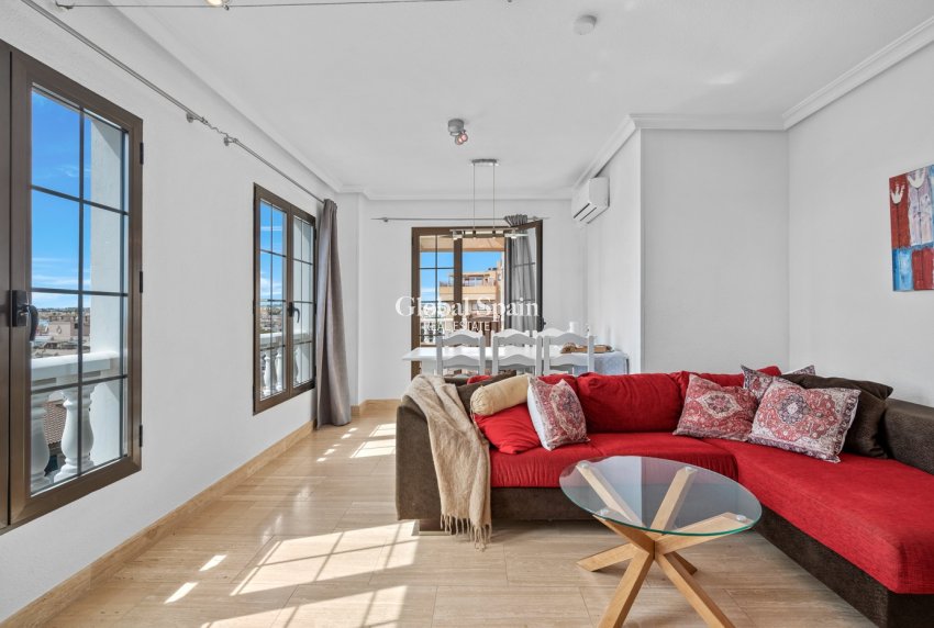 Venta - APARTAMENTO -
PUNTA PRIMA - Costa Blanca