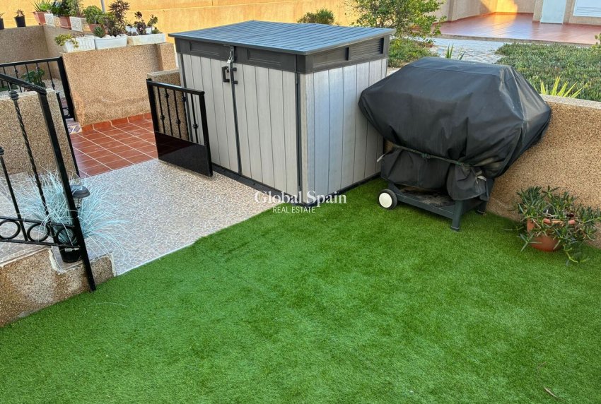 Venta - APARTAMENTO -
PUNTA PRIMA - Costa Blanca