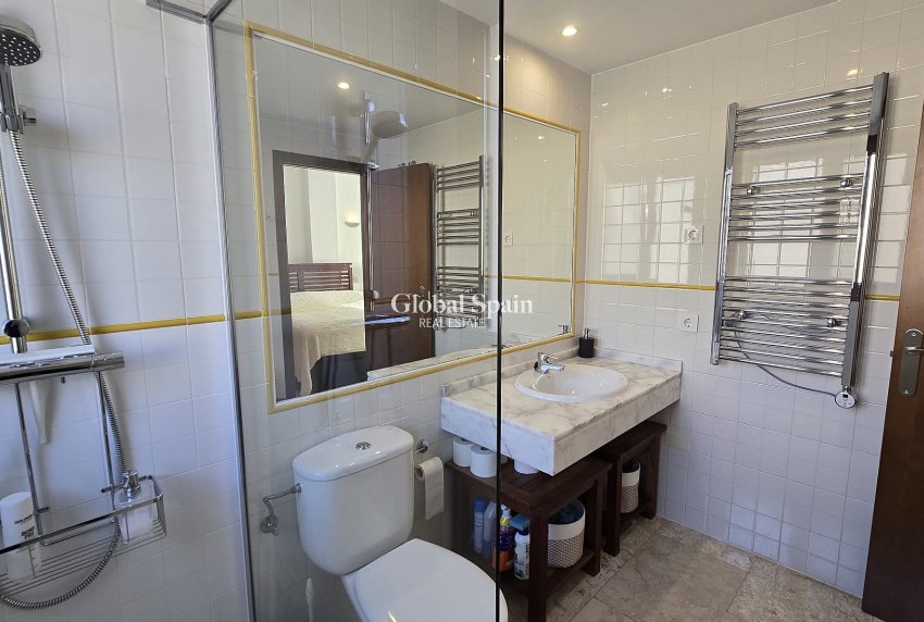 Venta - APARTAMENTO -
PUNTA PRIMA - Costa Blanca