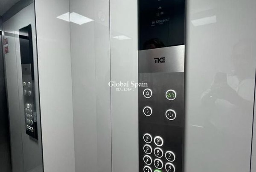 Venta - APARTAMENTO -
PUNTA PRIMA - Costa Blanca