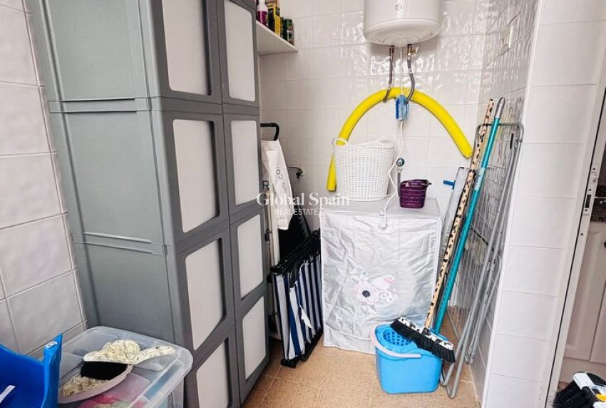 Venta - APARTAMENTO -
PUNTA PRIMA - Costa Blanca