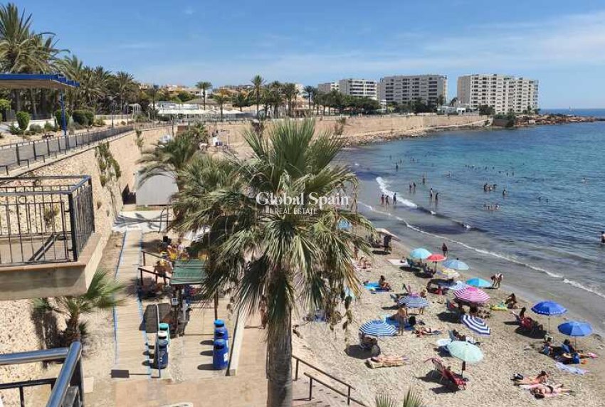 Venta - APARTAMENTO -
PUNTA PRIMA - Costa Blanca