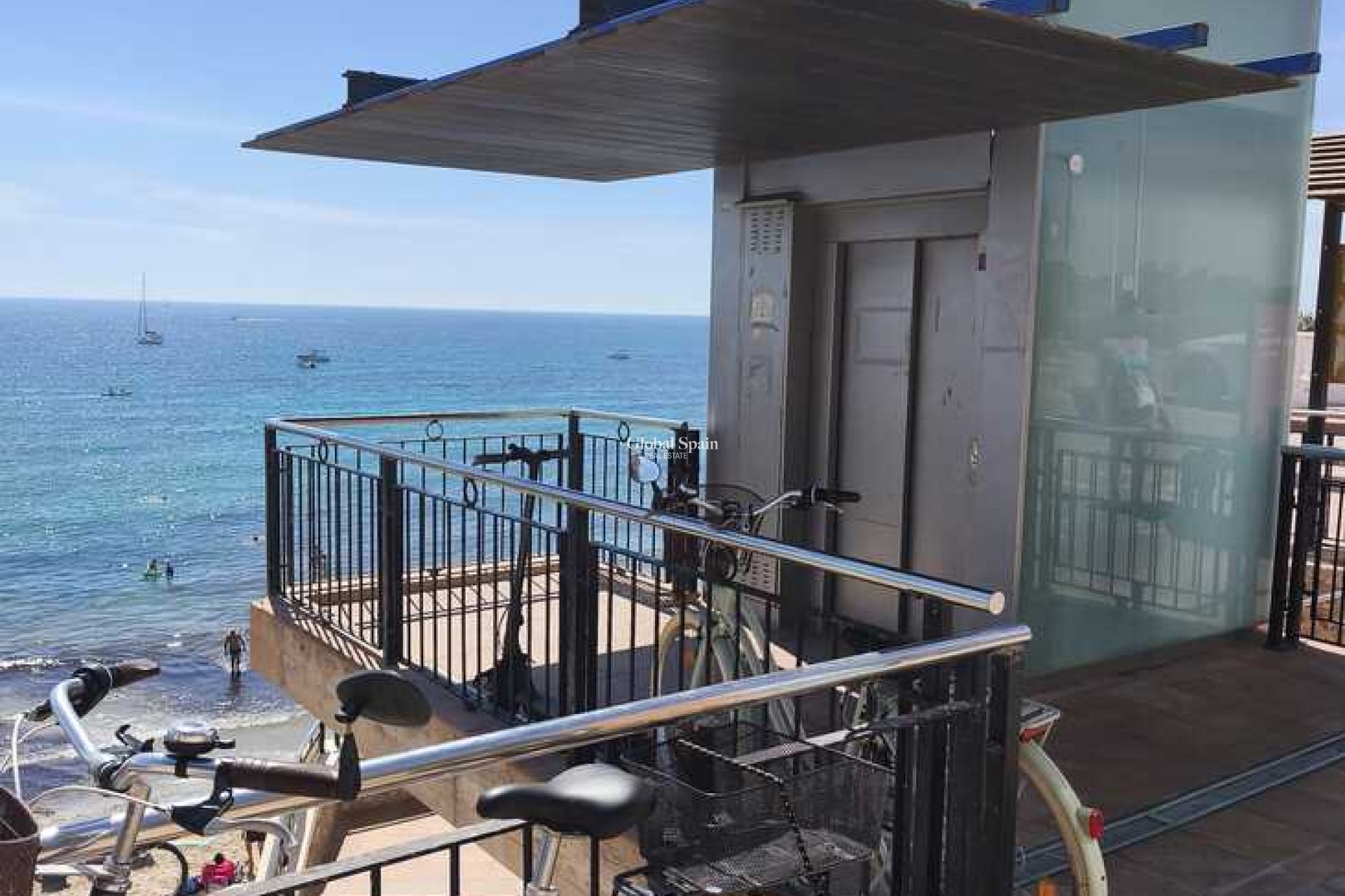 Venta - APARTAMENTO -
PUNTA PRIMA - Costa Blanca