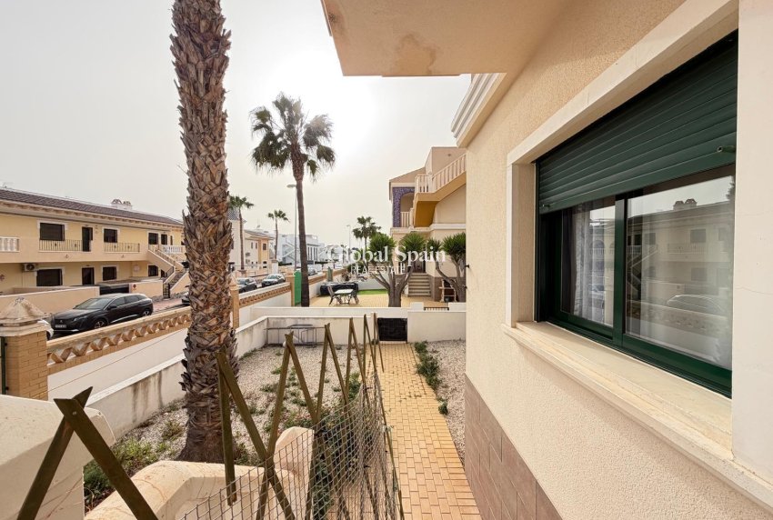 Venta - APARTAMENTO -
ROJALES - Doña Pepa