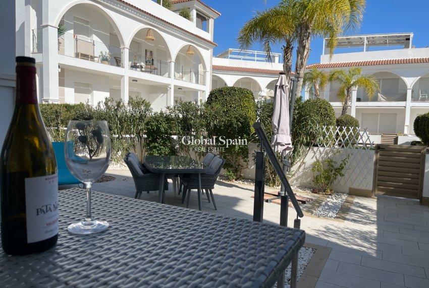 Venta - APARTAMENTO -
ROJALES - Inland