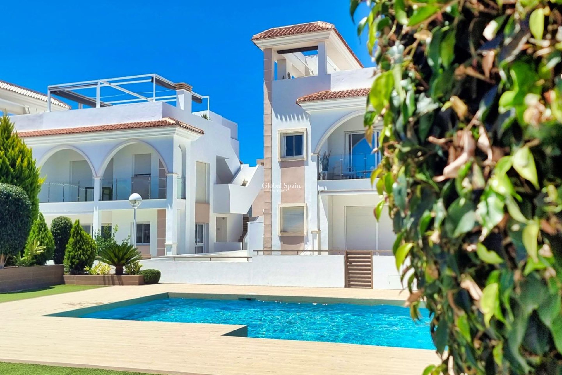 Venta - APARTAMENTO -
ROJALES - Inland