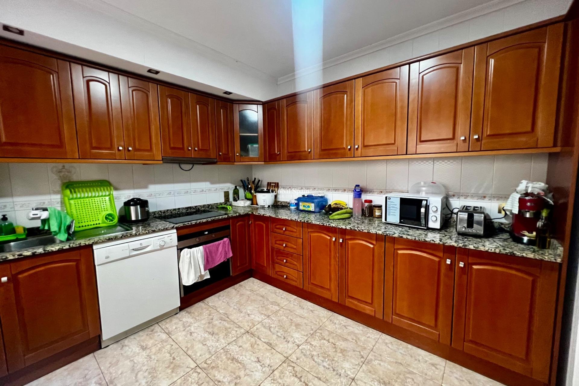 Venta - APARTAMENTO -
ROJALES - Rojales