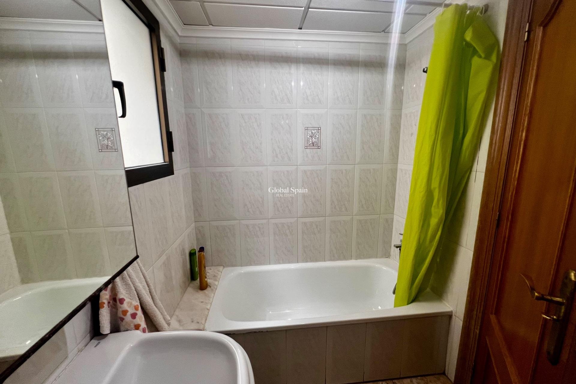 Venta - APARTAMENTO -
ROJALES - Rojales