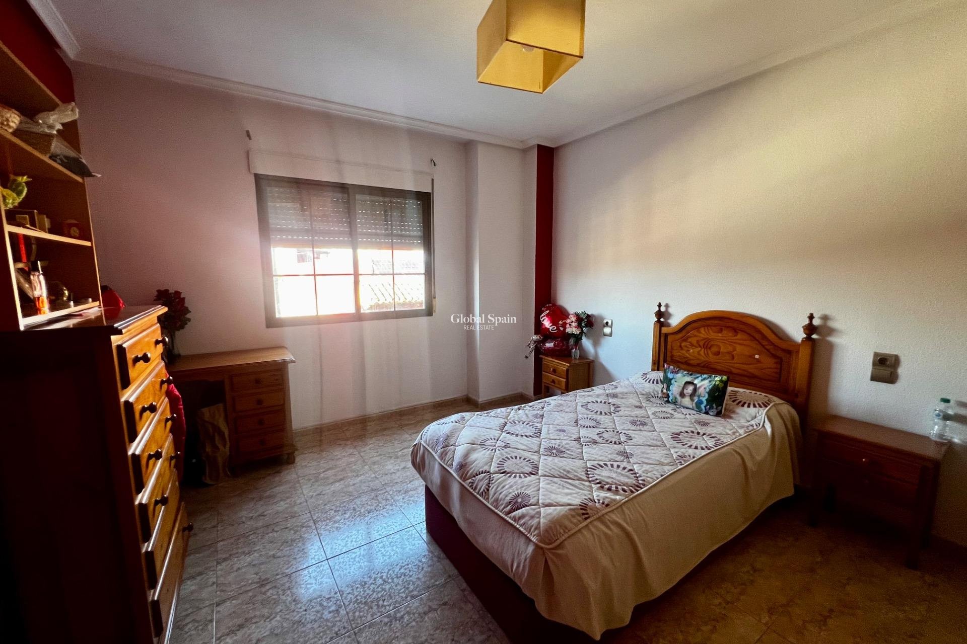 Venta - APARTAMENTO -
ROJALES - Rojales