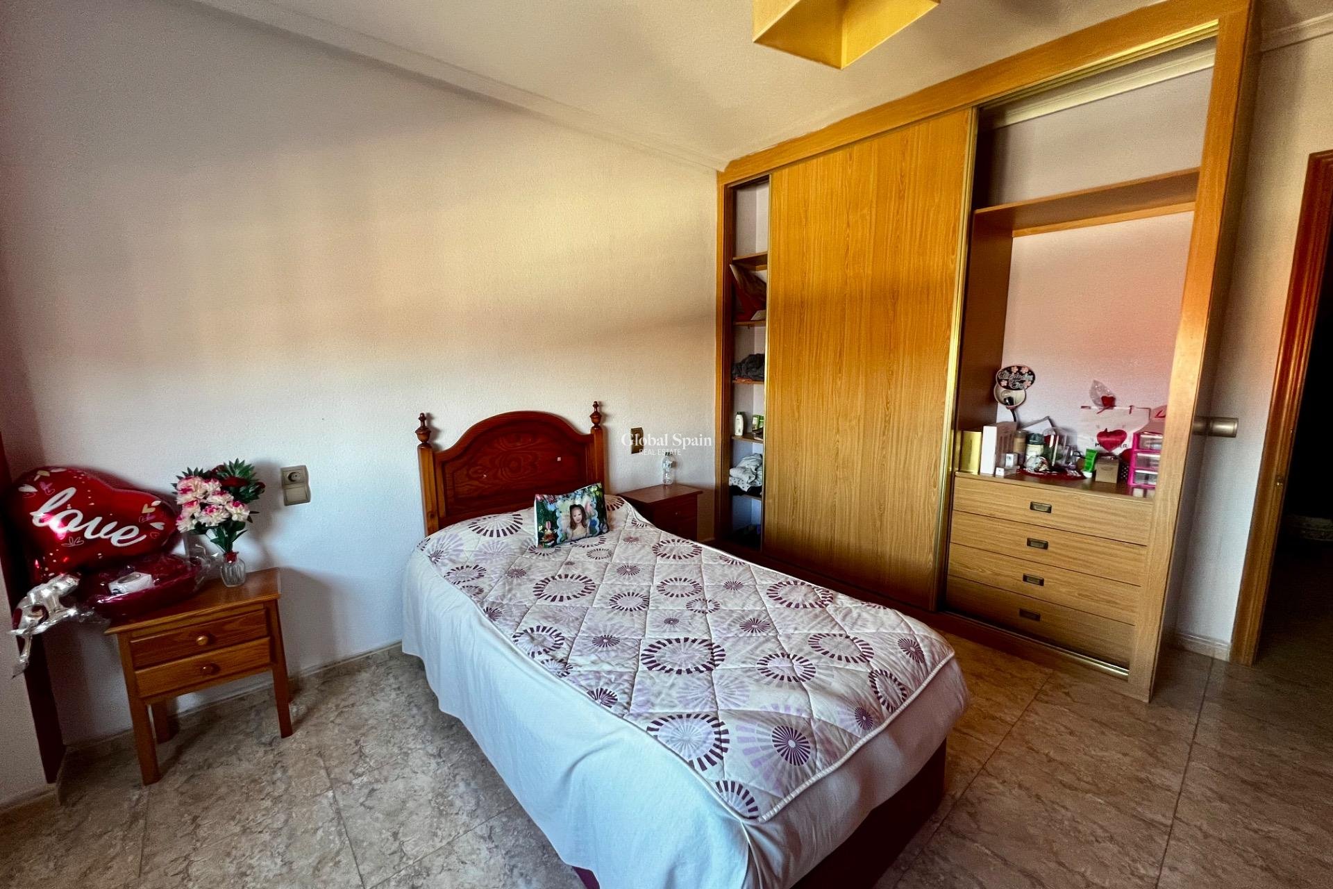 Venta - APARTAMENTO -
ROJALES - Rojales