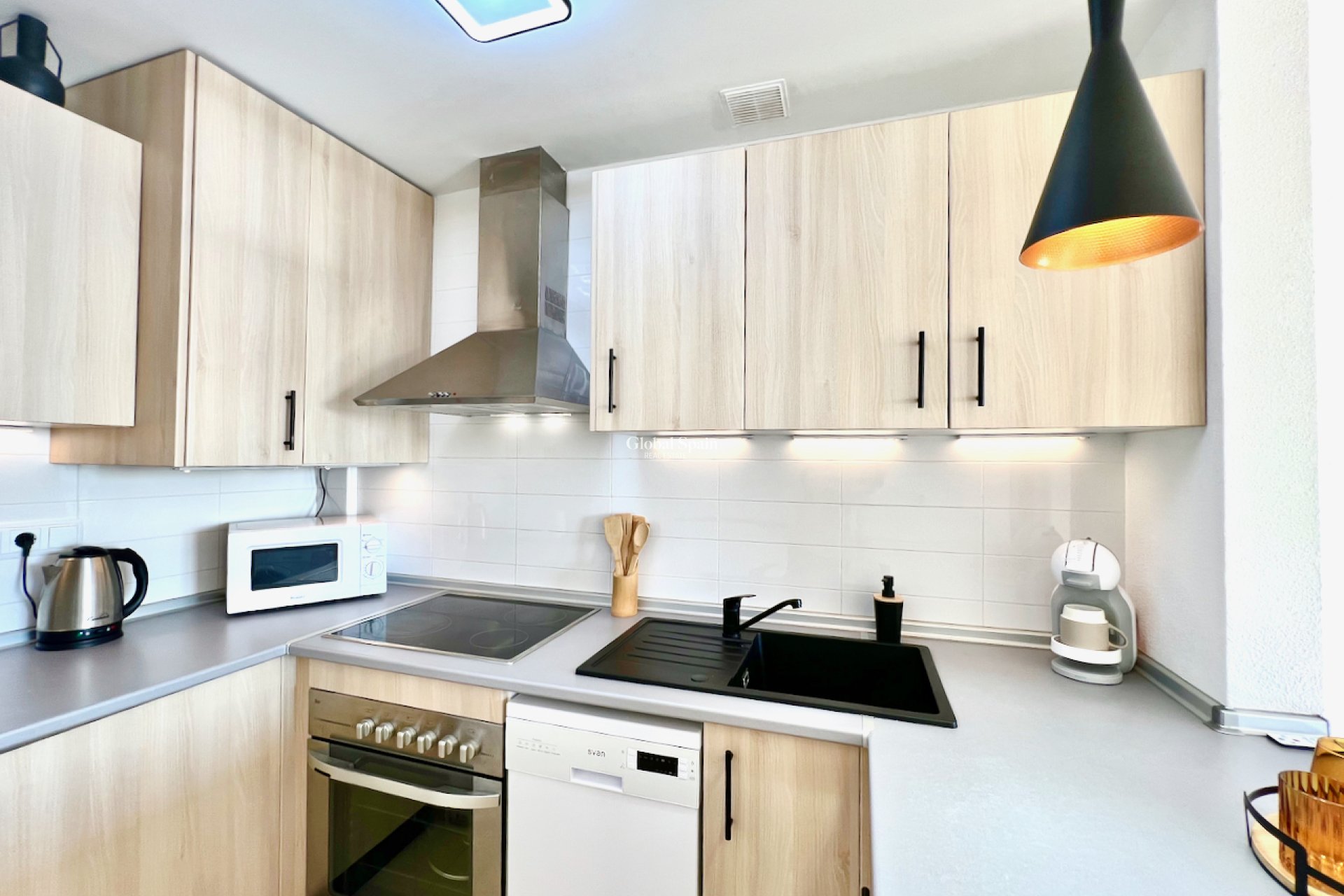 Venta - APARTAMENTO -
ROLDÁN - Inland