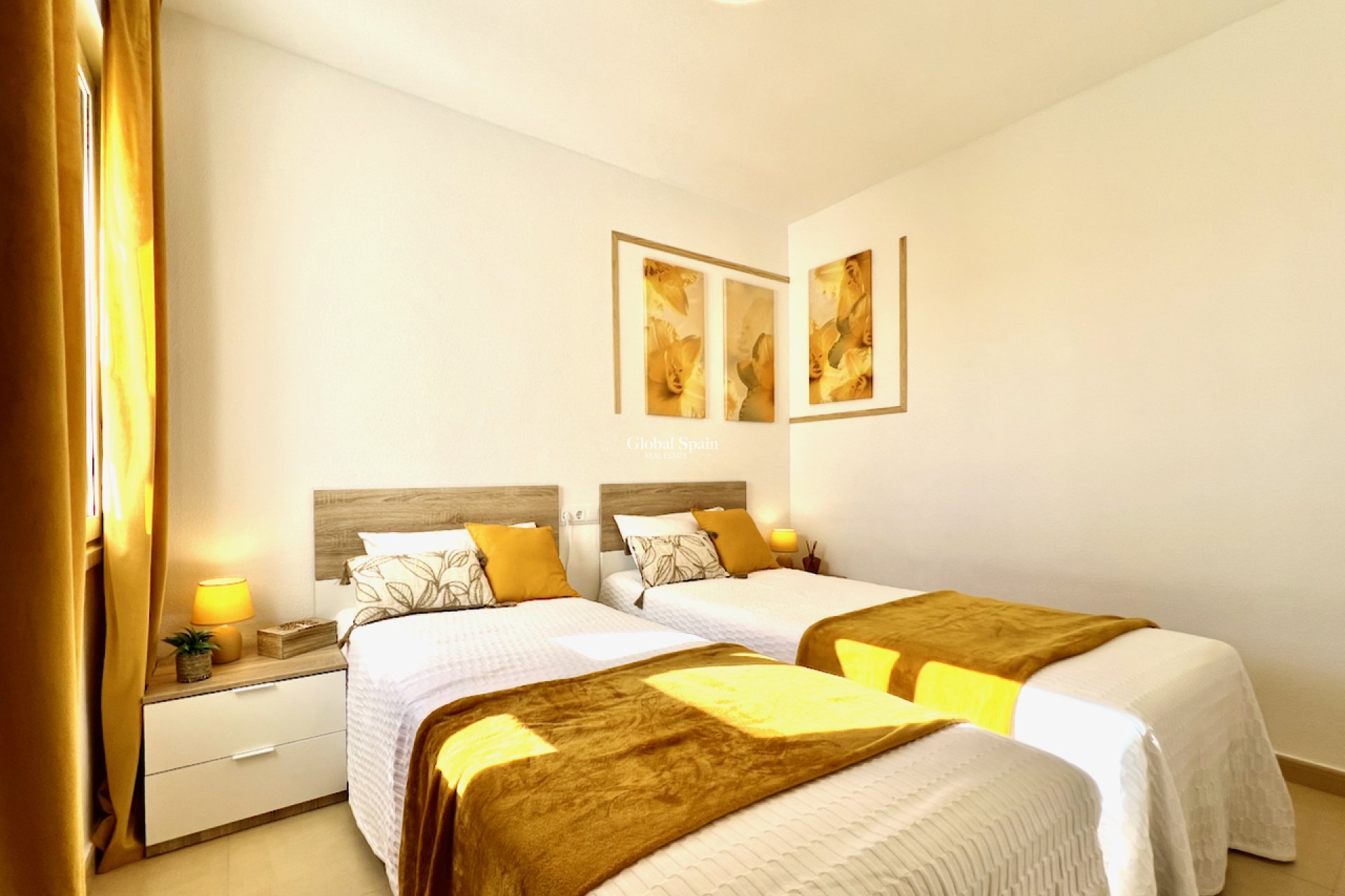 Venta - APARTAMENTO -
ROLDÁN - Inland