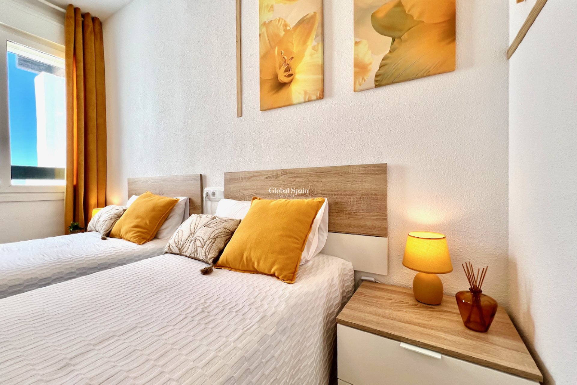 Venta - APARTAMENTO -
ROLDÁN - Inland