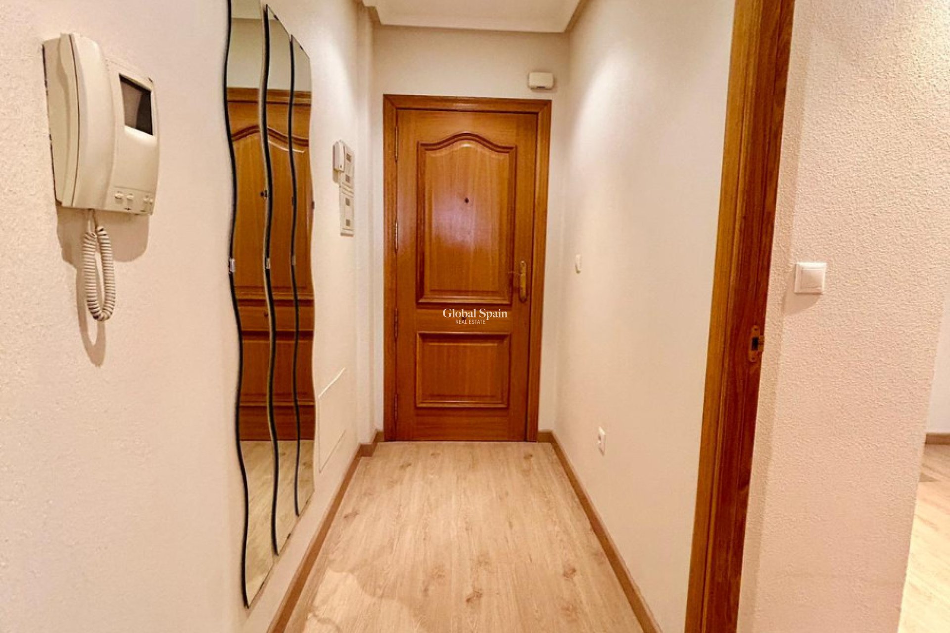 Venta - APARTAMENTO -
SAN ISIDRO - Inland