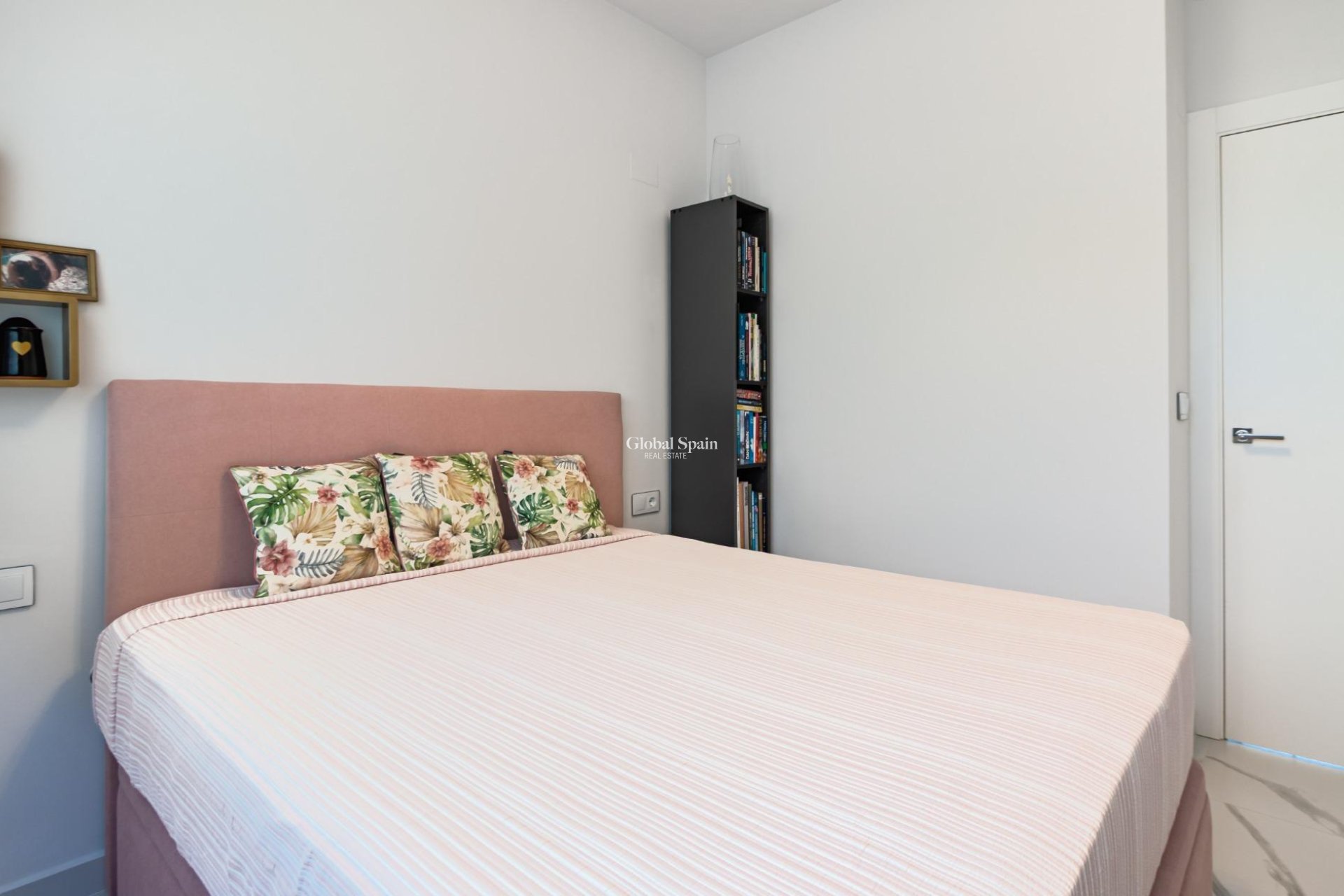 Venta - APARTAMENTO -
SAN MIGUEL DE SALINAS - Bellavista