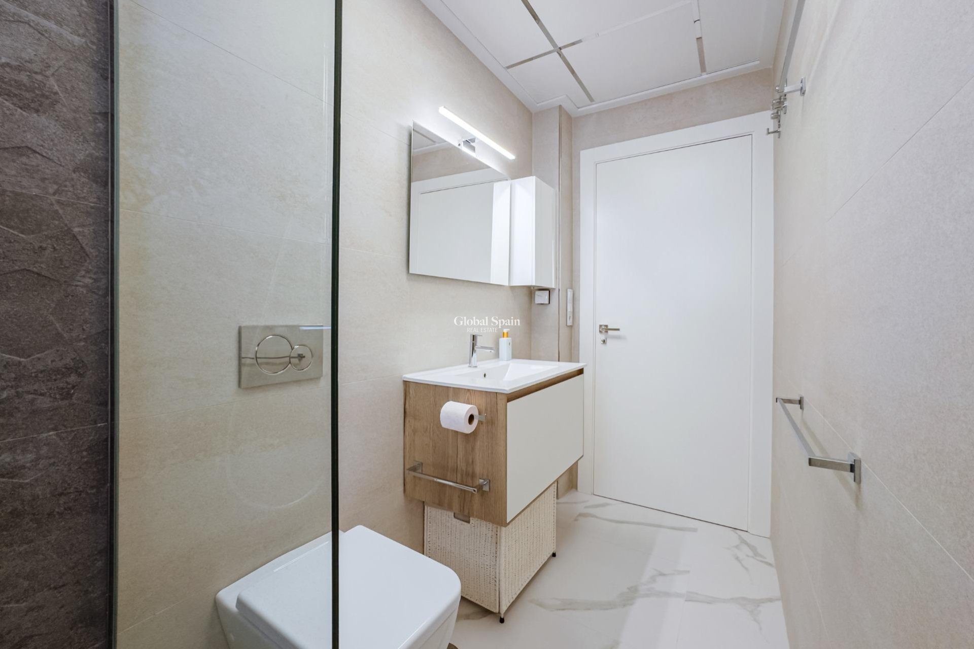 Venta - APARTAMENTO -
SAN MIGUEL DE SALINAS - Bellavista