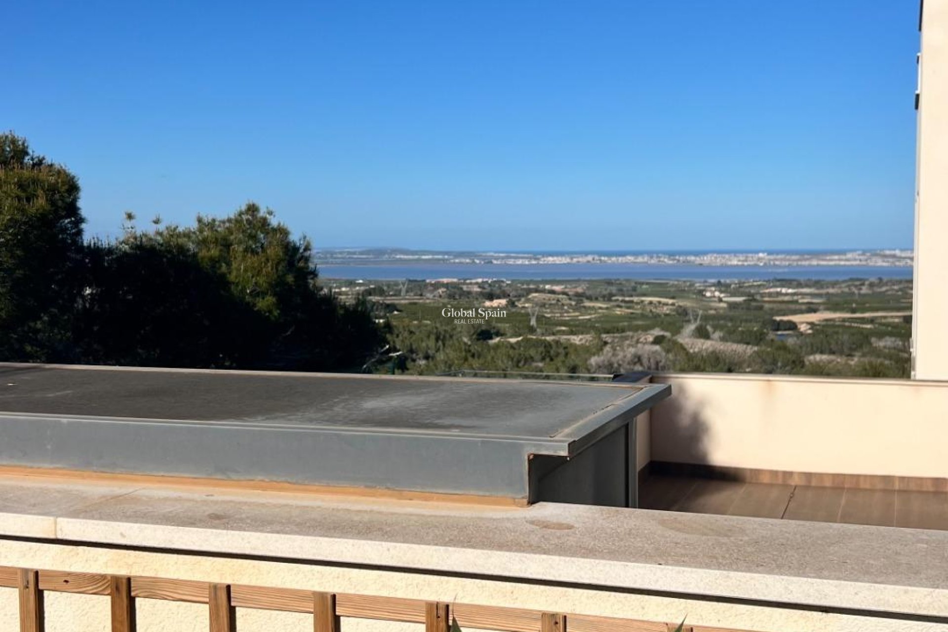 Venta - APARTAMENTO -
SAN MIGUEL DE SALINAS - Bellavista