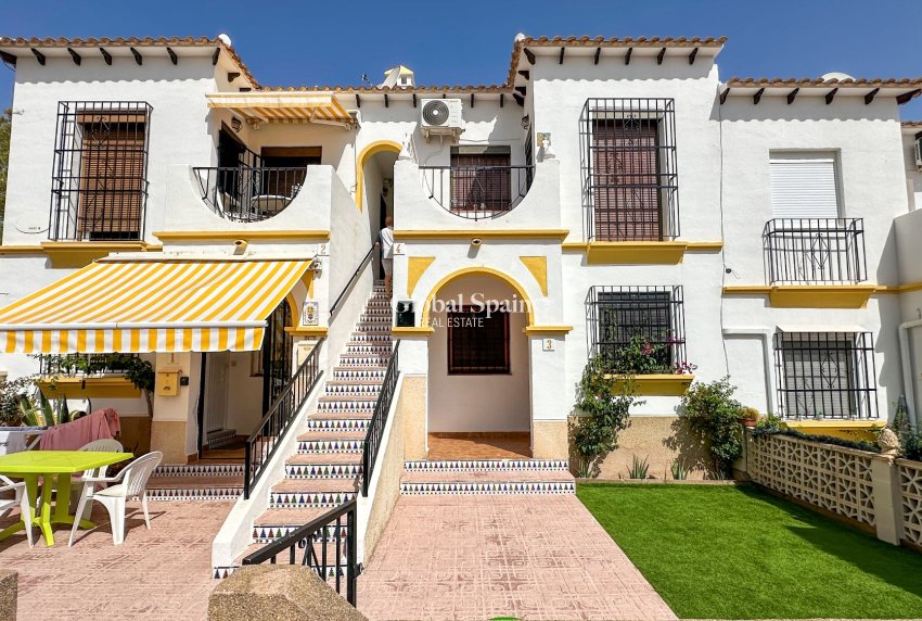Venta - APARTAMENTO -
SAN MIGUEL DE SALINAS - Bellavista
