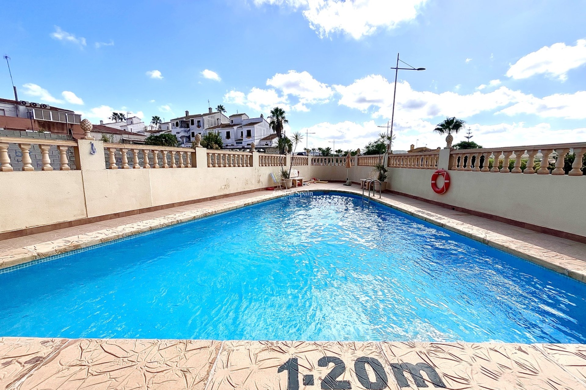 Venta - APARTAMENTO -
SAN MIGUEL DE SALINAS - Inland