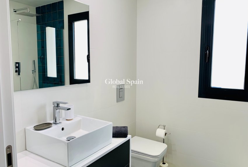 Venta - APARTAMENTO -
SAN MIGUEL DE SALINAS - Inland