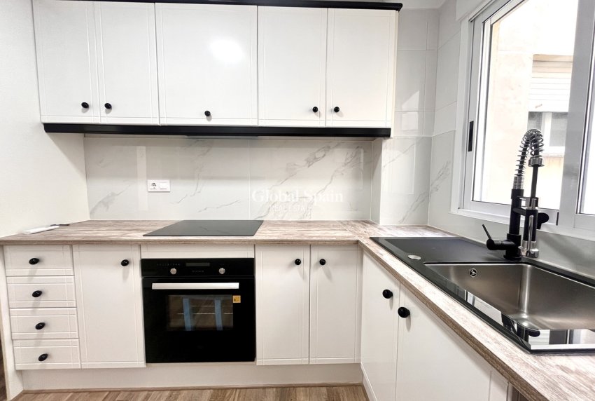 Venta - APARTAMENTO -
SAN MIGUEL DE SALINAS - Inland