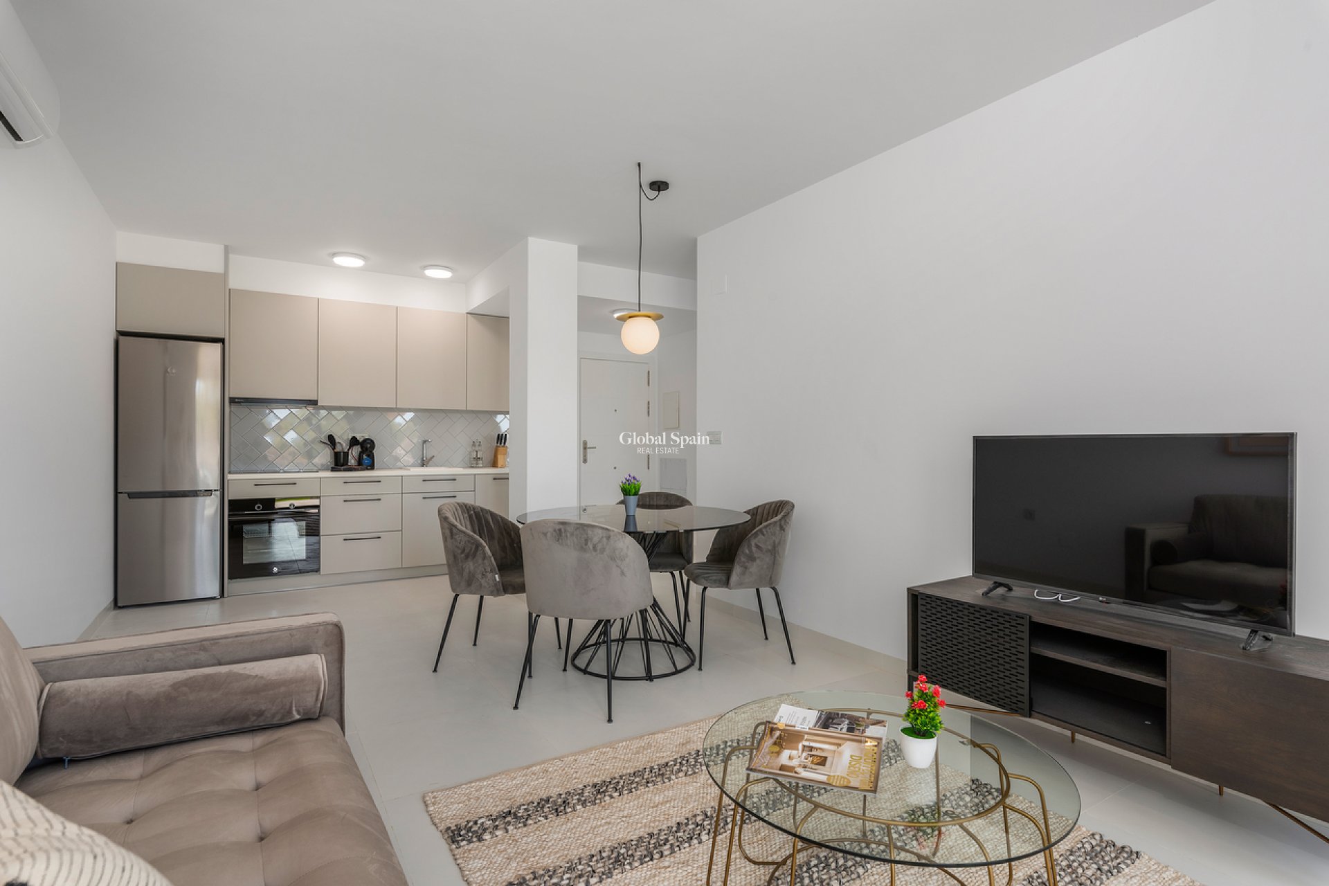 Venta - APARTAMENTO -
SAN MIGUEL DE SALINAS - Inland