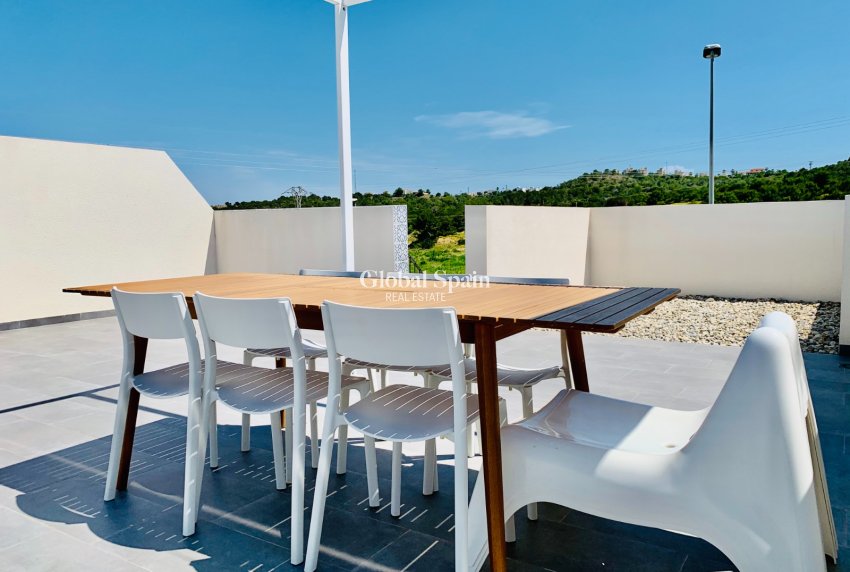 Venta - APARTAMENTO -
SAN MIGUEL DE SALINAS - Inland