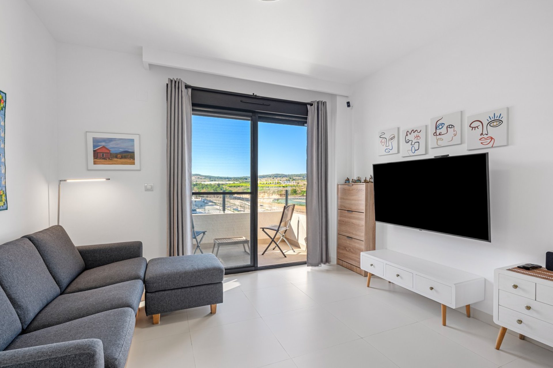 Venta - APARTAMENTO -
SAN MIGUEL DE SALINAS - Inland