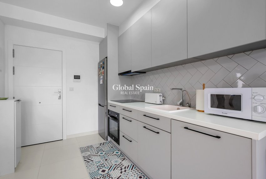 Venta - APARTAMENTO -
SAN MIGUEL DE SALINAS - Inland