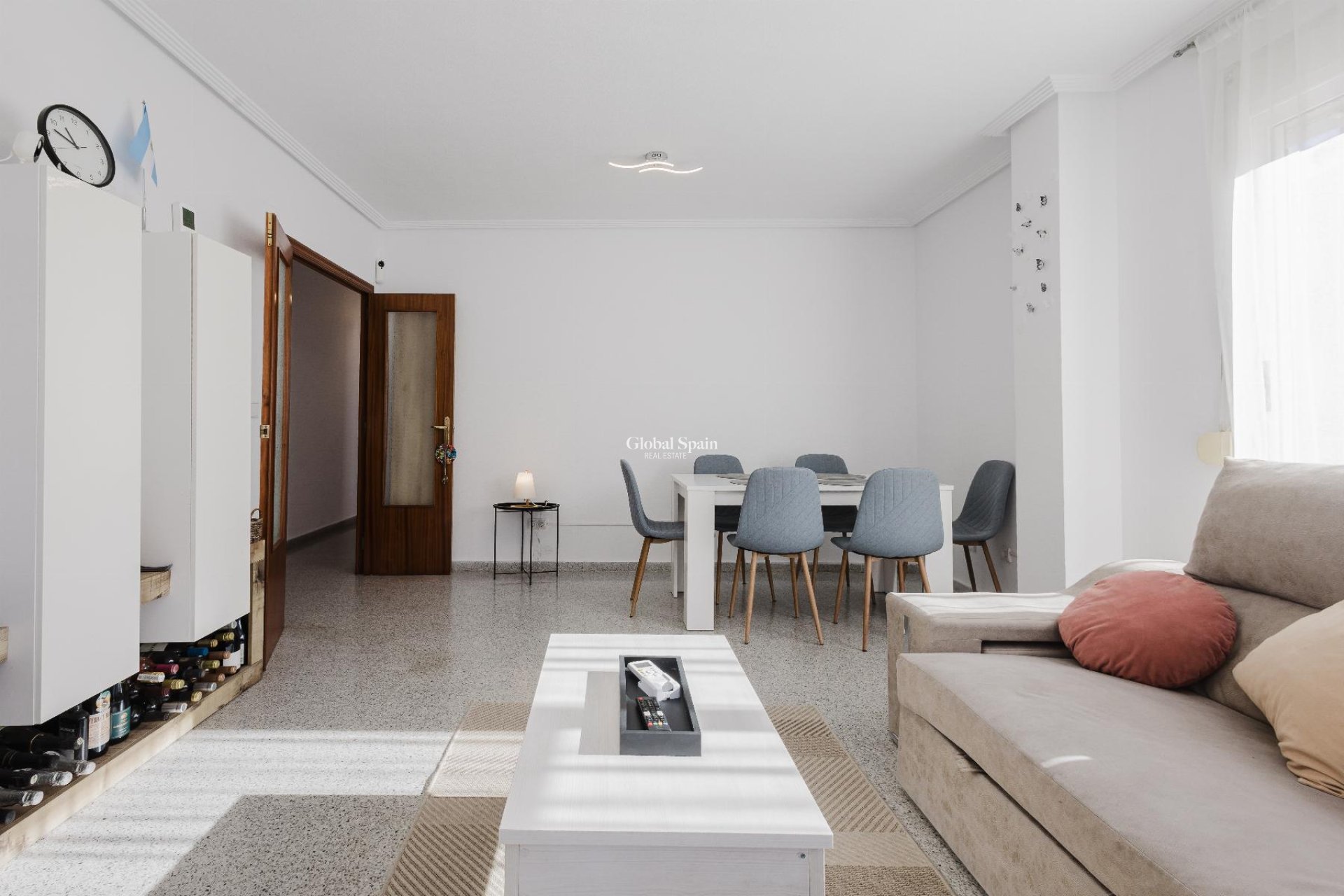 Venta - APARTAMENTO -
SAN MIGUEL DE SALINAS - Inland