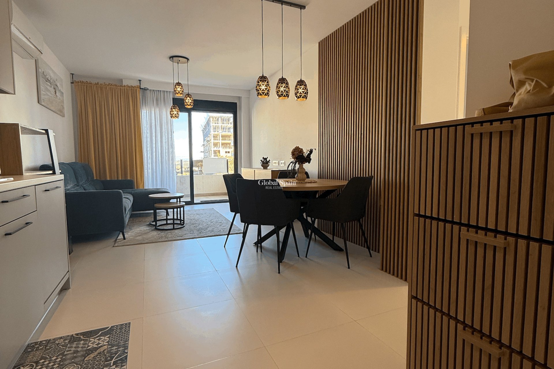 Venta - APARTAMENTO -
SAN MIGUEL DE SALINAS - Inland