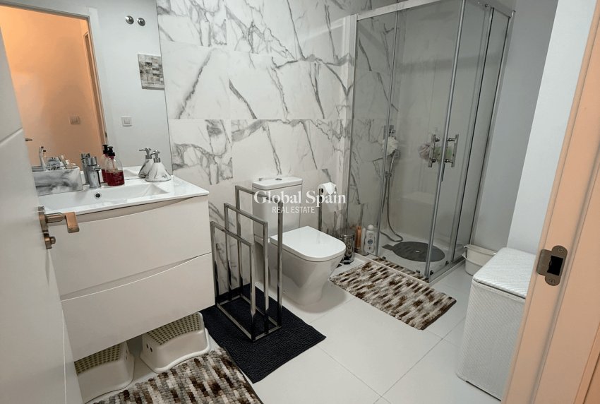 Venta - APARTAMENTO -
SAN MIGUEL DE SALINAS - Inland