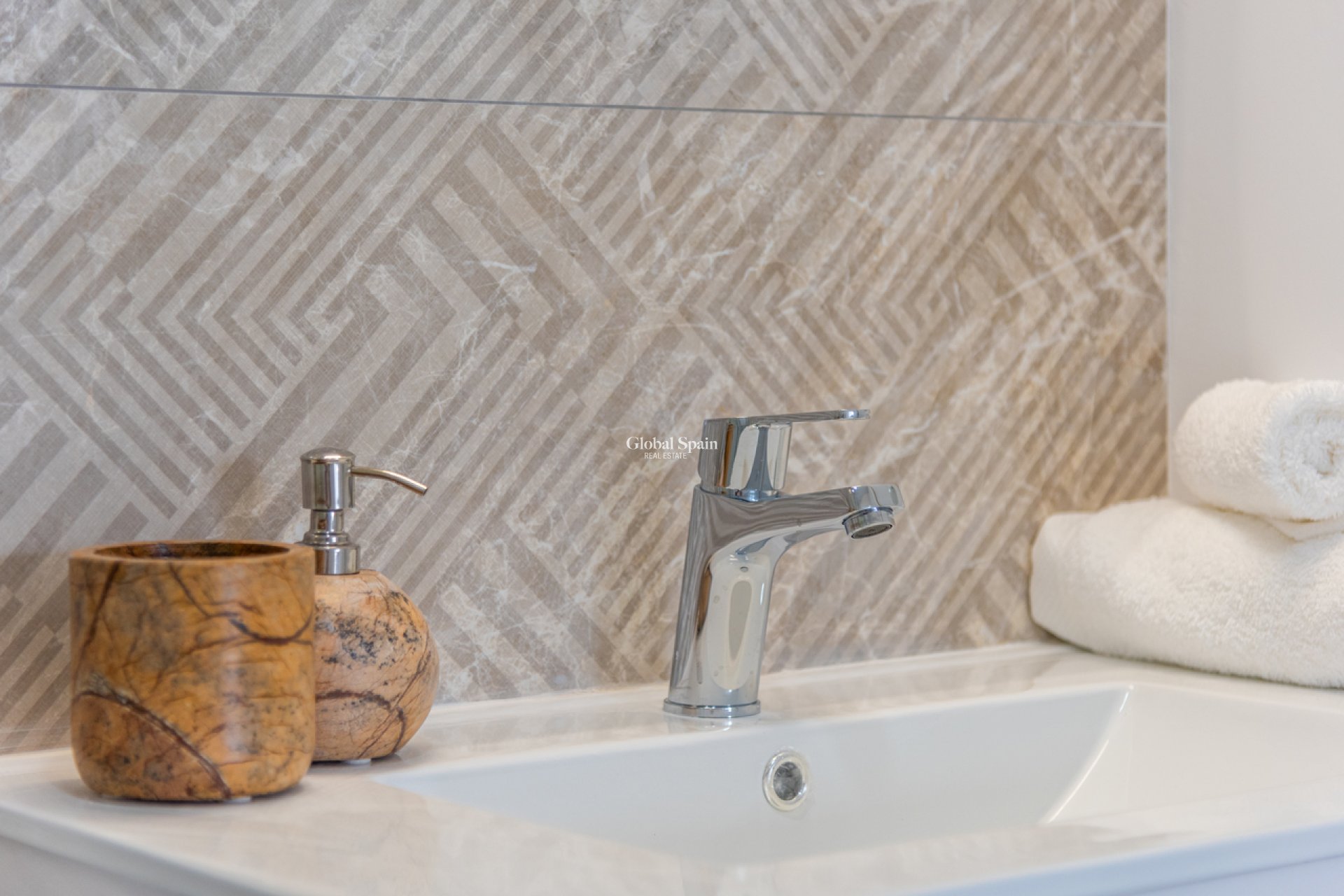 Venta - APARTAMENTO -
SAN MIGUEL DE SALINAS - Inland