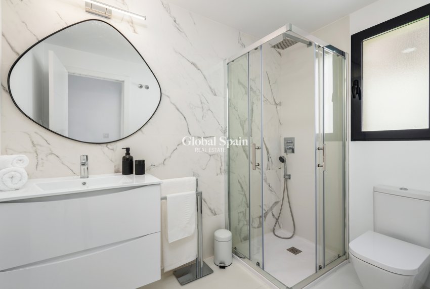 Venta - APARTAMENTO -
SAN MIGUEL DE SALINAS - Inland