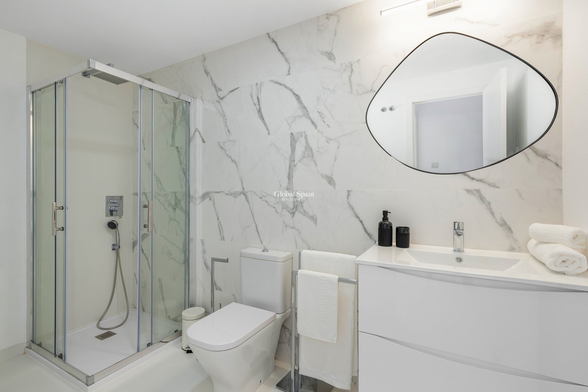 Venta - APARTAMENTO -
SAN MIGUEL DE SALINAS - Inland