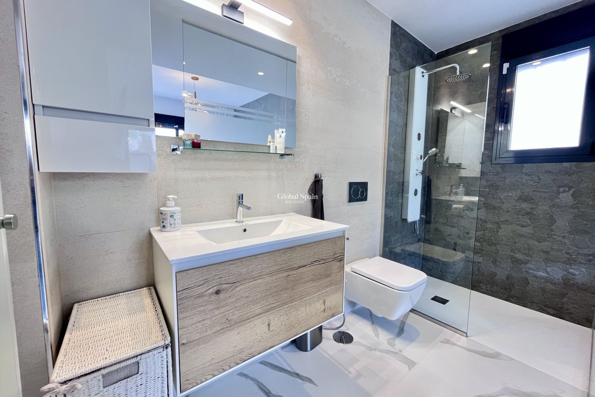 Venta - APARTAMENTO -
SAN MIGUEL DE SALINAS - Inland