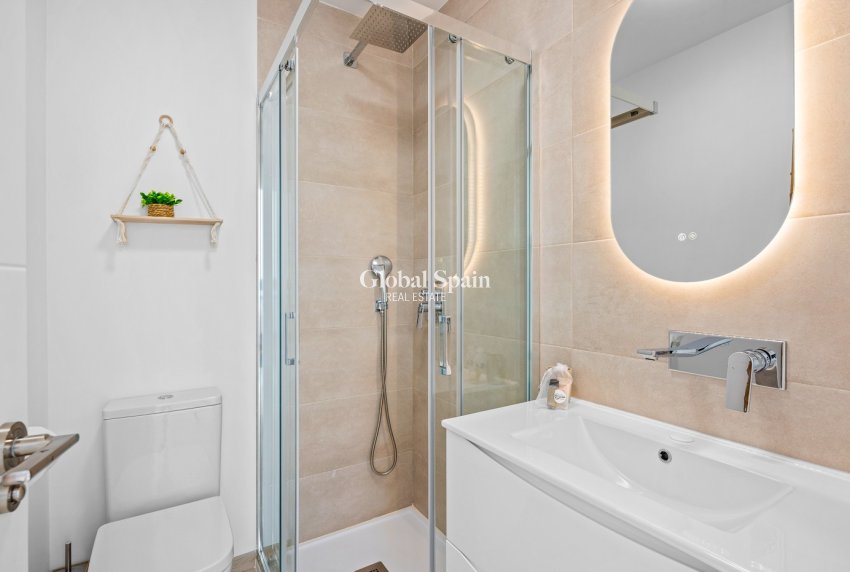 Venta - APARTAMENTO -
SAN MIGUEL DE SALINAS - Inland