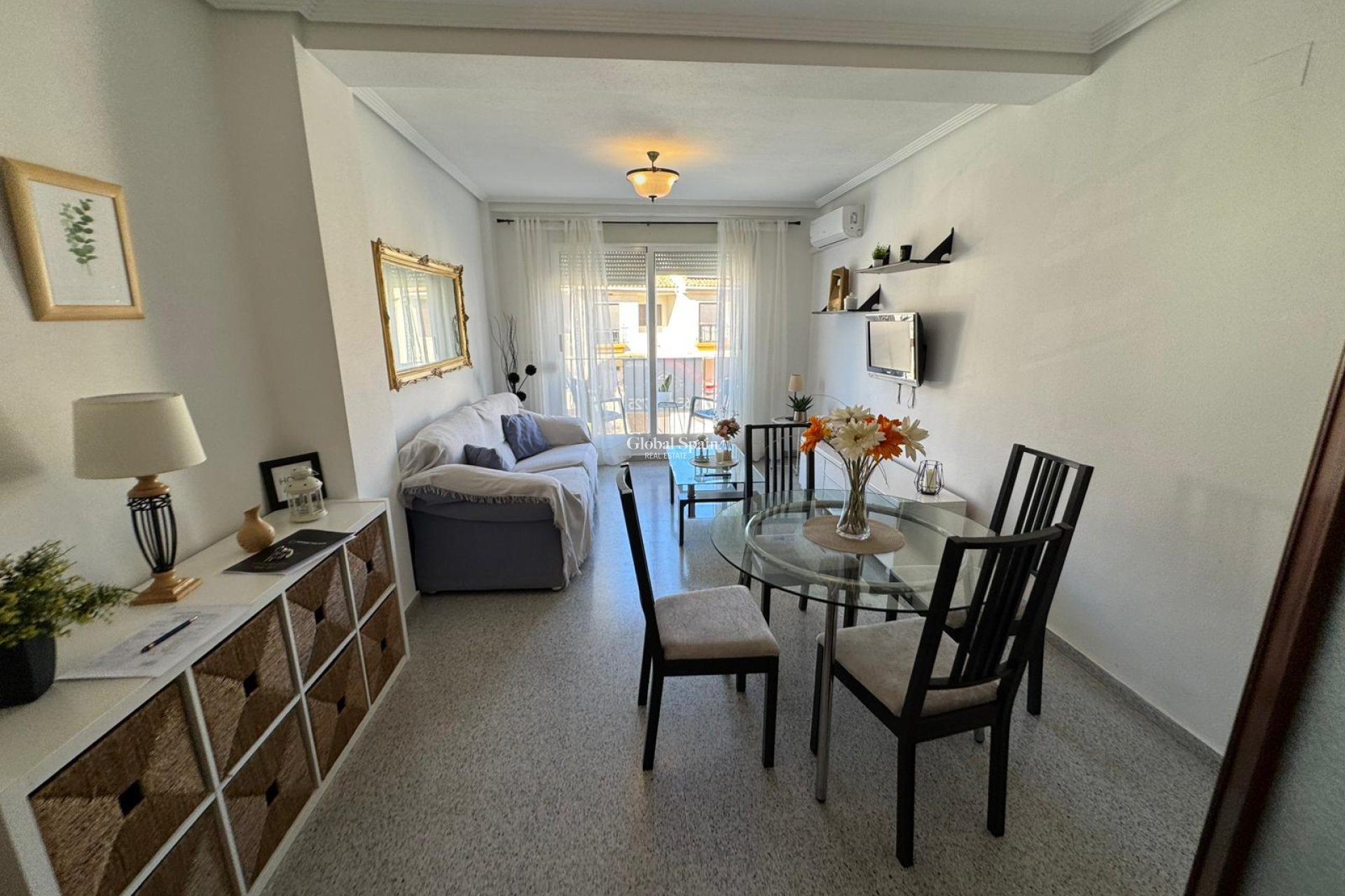 Venta - APARTAMENTO -
SAN MIGUEL DE SALINAS - Inland