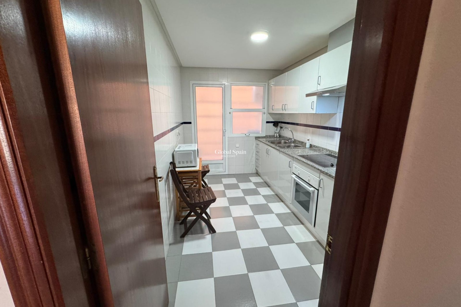 Venta - APARTAMENTO -
SAN MIGUEL DE SALINAS - Inland