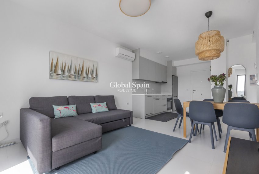 Venta - APARTAMENTO -
SAN MIGUEL DE SALINAS - Inland