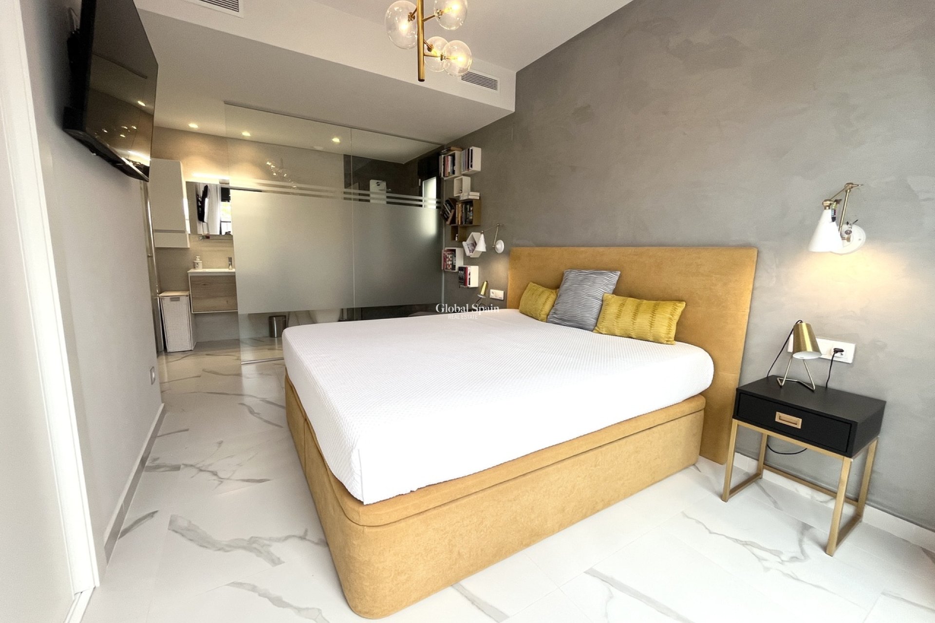 Venta - APARTAMENTO -
SAN MIGUEL DE SALINAS - Inland